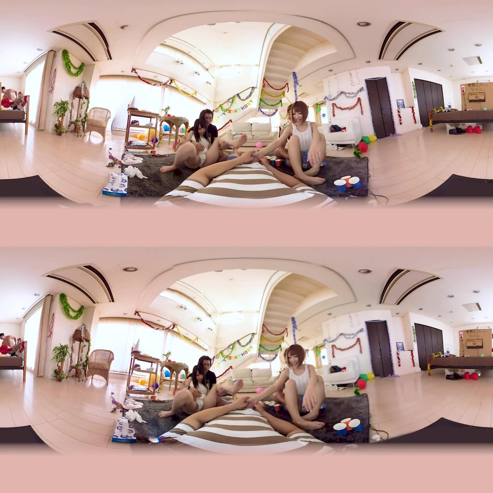 【2】VR 攻略我老婆！找来搞笑艺人乱交内射拍成片！ 佳苗瑠华 叶月七瀬 第二集 h_1248kolvr00001 预览截图 7