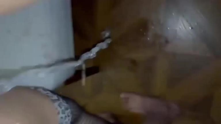 南航空姐哭了_真实空姐完美恋情各种玩弄调教爆操喷一地 预览截图 6