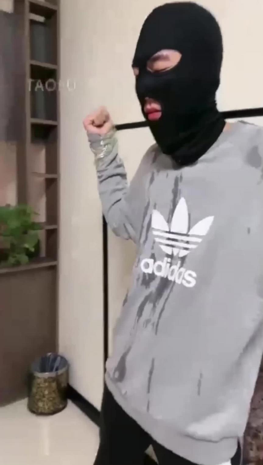 【高颜值气质女S-调教男奴】各种言语羞辱,唾液分泌喂食 预览截图 6