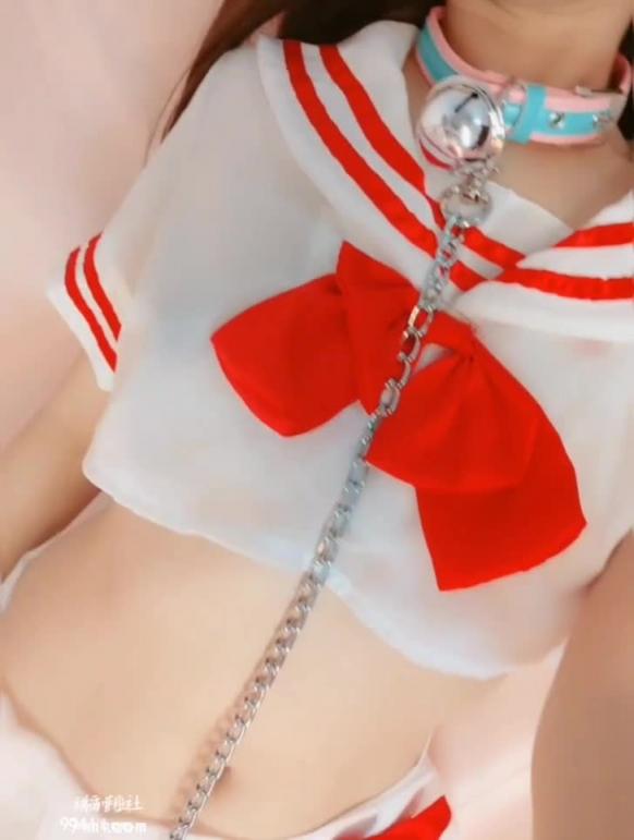 桃桃酱-红白水手服 预览截图 1