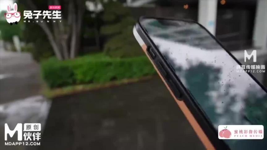 TZ-126-2情侣搭讪游戏下集 预览截图 1
