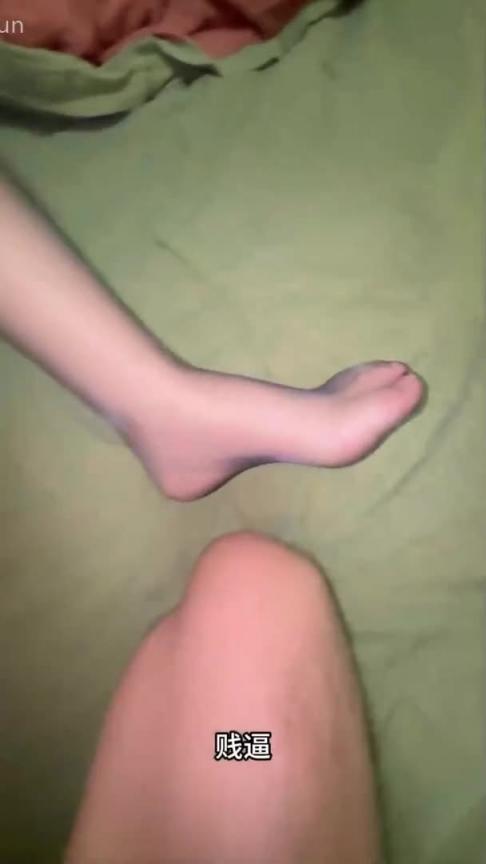 【全网首发】姐姐扮成幽灵娘主动求操，还让我给她找大鸡巴，就这出水量龙王来也得夸一句！ 预览截图 9