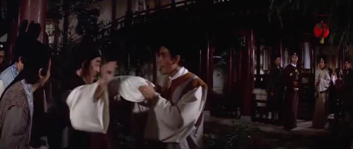 [香港三级]成虫早期三级片 金瓶双艷 恬妮 成龙 预览截图 4