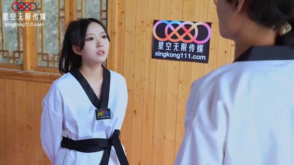 XK8159 柔道黑带女教练终究敌不过弟子的大鸡巴 预览截图 1