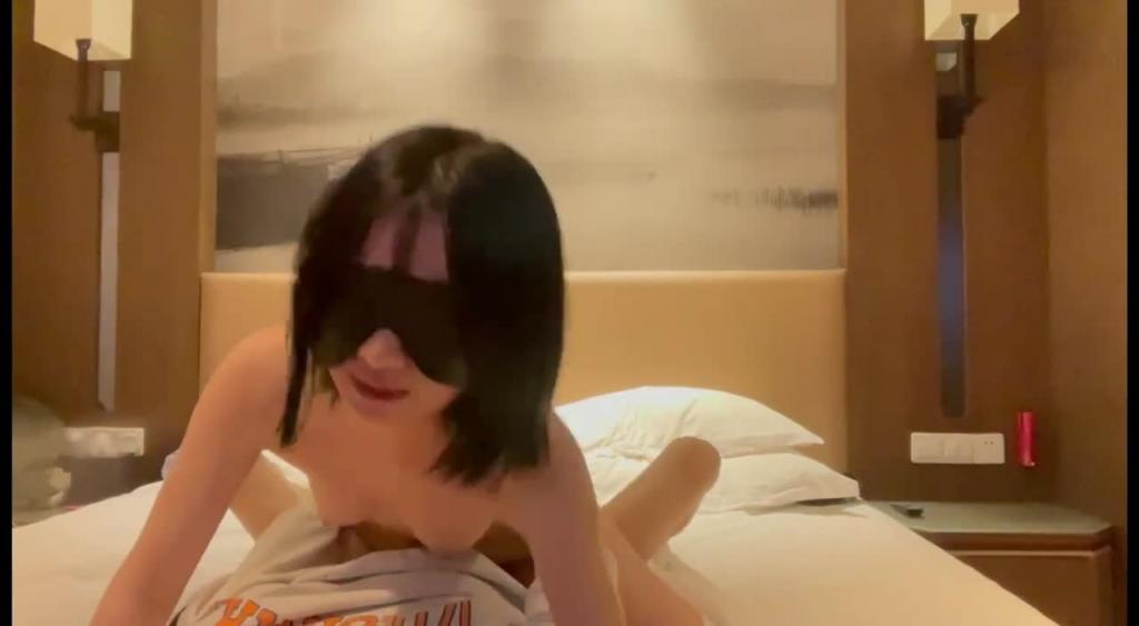内向m的妹妹酒店被调教的直喊主人 预览截图 3