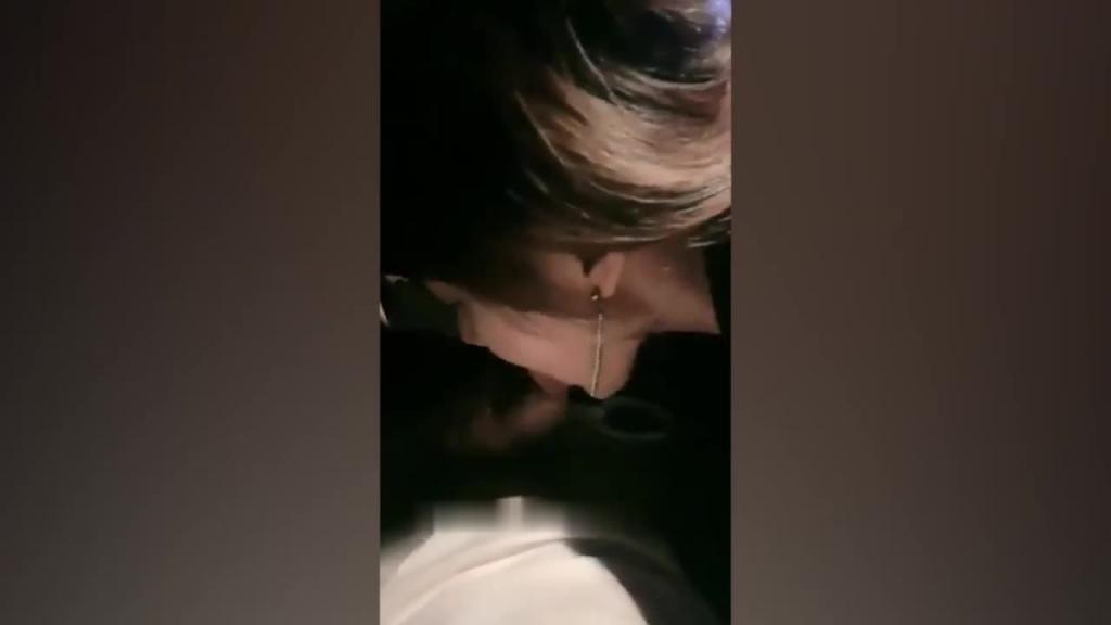 【最新泄露】最新内部群流出各种反差婊合集,露脸母狗调教啪啪自慰泄漏! 预览截图 9