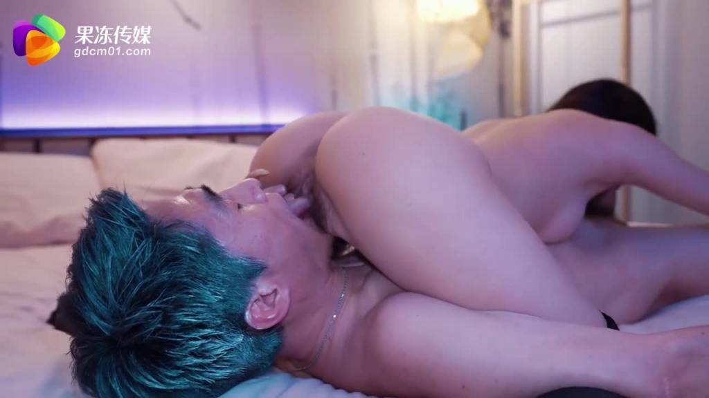 果冻传媒GDCM-017带父亲去嫖娼玩3P惨被抓-叶子红 预览截图 2