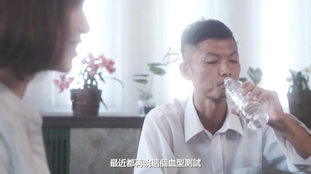 想确认爱情让妻子与絶伦后辈2人独处3小时…不拔出追击中出合计17发妻子被睡走的NTR故事 黑川堇 JUL-878 预览截图 5