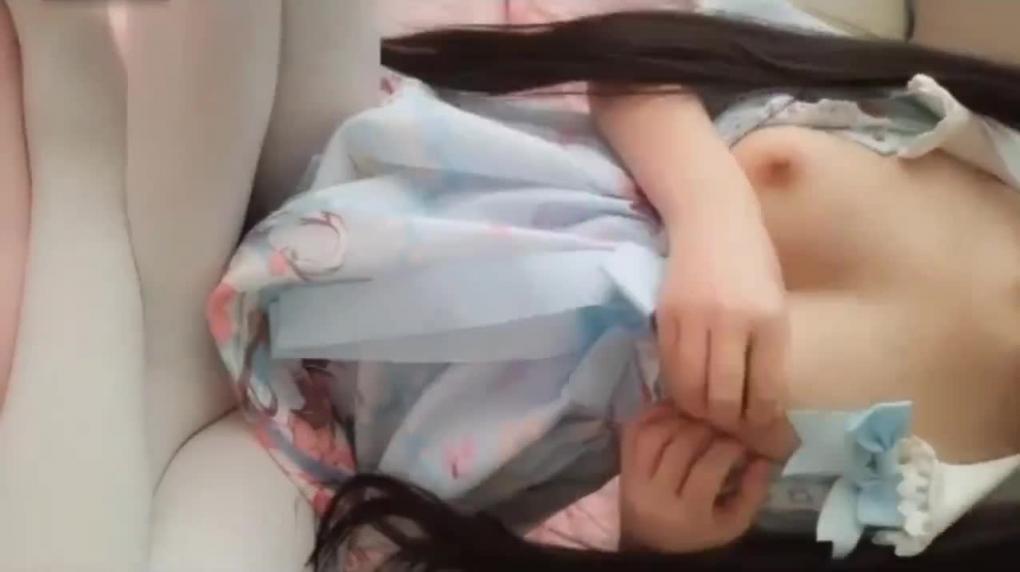 【萌白酱】众金购得极品网红萌白酱VIP视频,白丝纯洁可人罕见白虎一线天馒头逼 预览截图 2