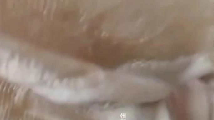 精品乱伦 床上高潮三次，趁其不备插入嫂子菊花 乱伦大神肛交黑丝嫂子 预览截图 1