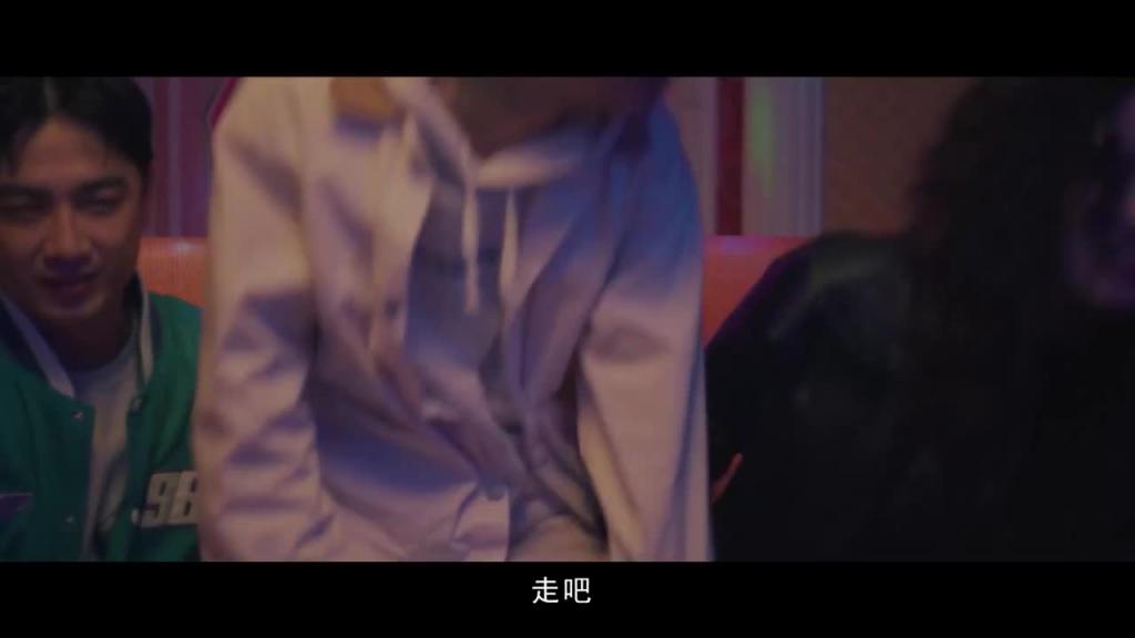 艾熙梁佳芯致八零年代的我们上集年少的性欲和冲动 预览截图 9