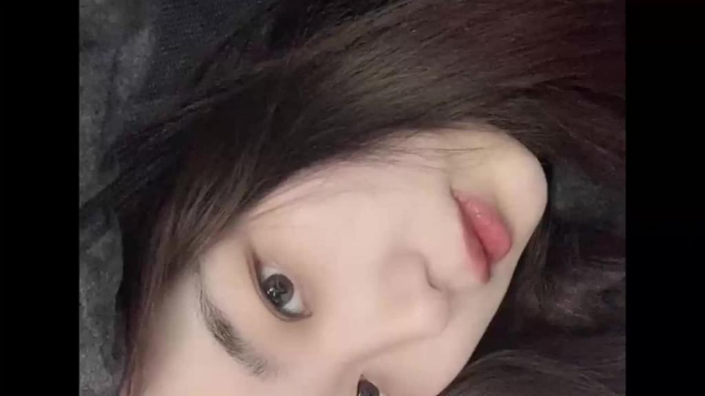 【独家精选】年度最强反差婊 几十位高颜值女神学生妹返差婊淫乱性爱 预览截图 6