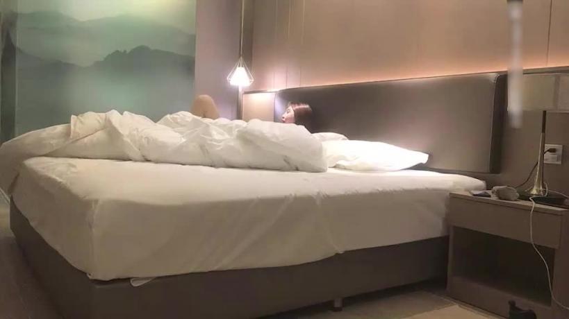 【探花精选】完美身材东北丰臀年轻少妇 预览截图 2