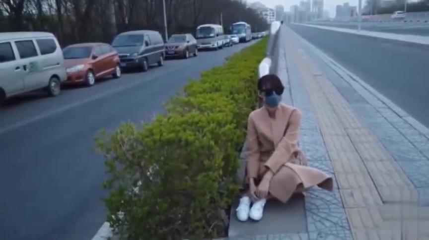 【北京天使】户外全裸露出任务 预览截图 7
