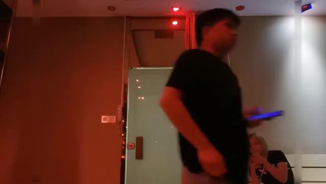 【伟哥会所严选探花】小伙会所选妃偷拍连换四个选中极品美乳小萝莉掰穴抽 预览截图 1
