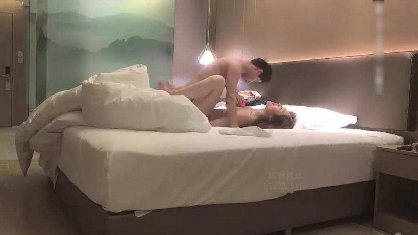 【探花精选】完美身材东北丰臀年轻少妇 预览截图 8