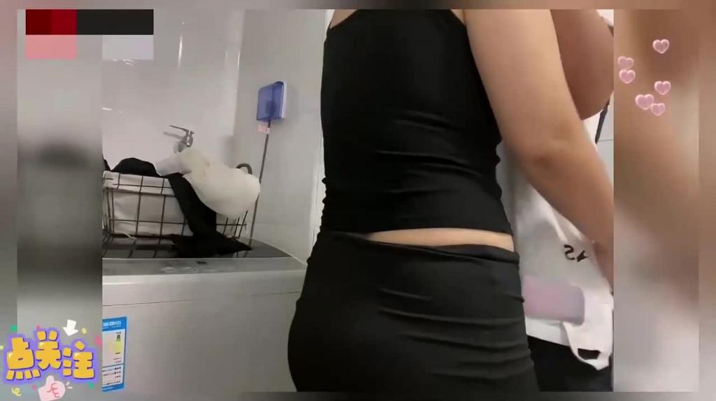 【福利】震惊毁三观骚妈勾引高中生儿子,处男儿子写作业被淫荡妈妈强行要操逼萝莉白虎可爱学生自慰 预览截图 8