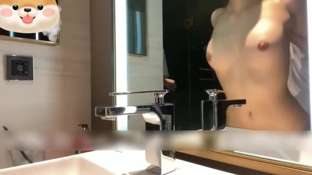泄密曝光多位高颜值人妻都是换妻经典之作投稿 流出 内射换妻 预览截图 6