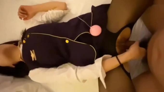 被土豪调教的高颜值肥臀空姐 预览截图 8
