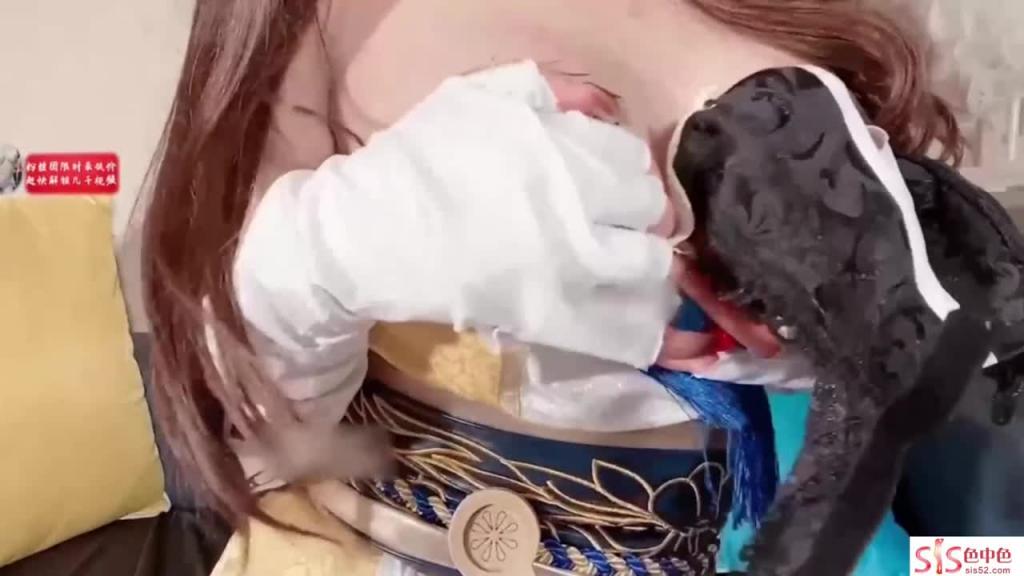 【福利姬】女神酥麻大尺度泄密 预览截图 3