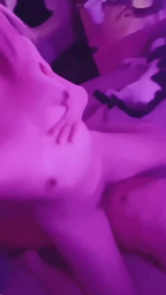 新婚嫂子，夜夜被操，大哥结婚完就回部队了 预览截图 4