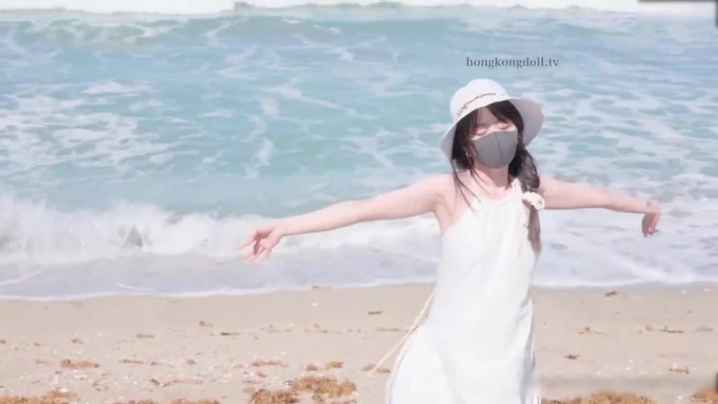 HongKongDoll 短篇集「海滩漫步的一天」 预览截图 2