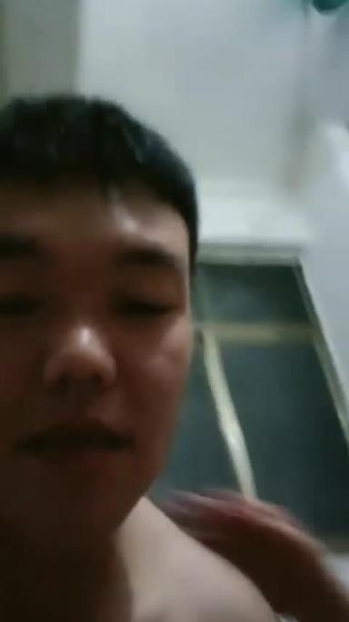 真实母子乱伦 妈妈女上位被儿子干到高潮 预览截图 9