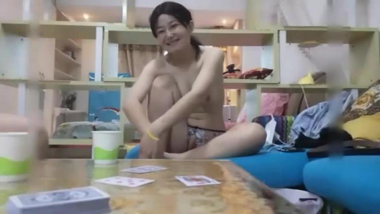 【哥们俩灌醉良家3P】兄弟俩合伙套路良家少妇,不知不觉步入圈套 预览截图 6