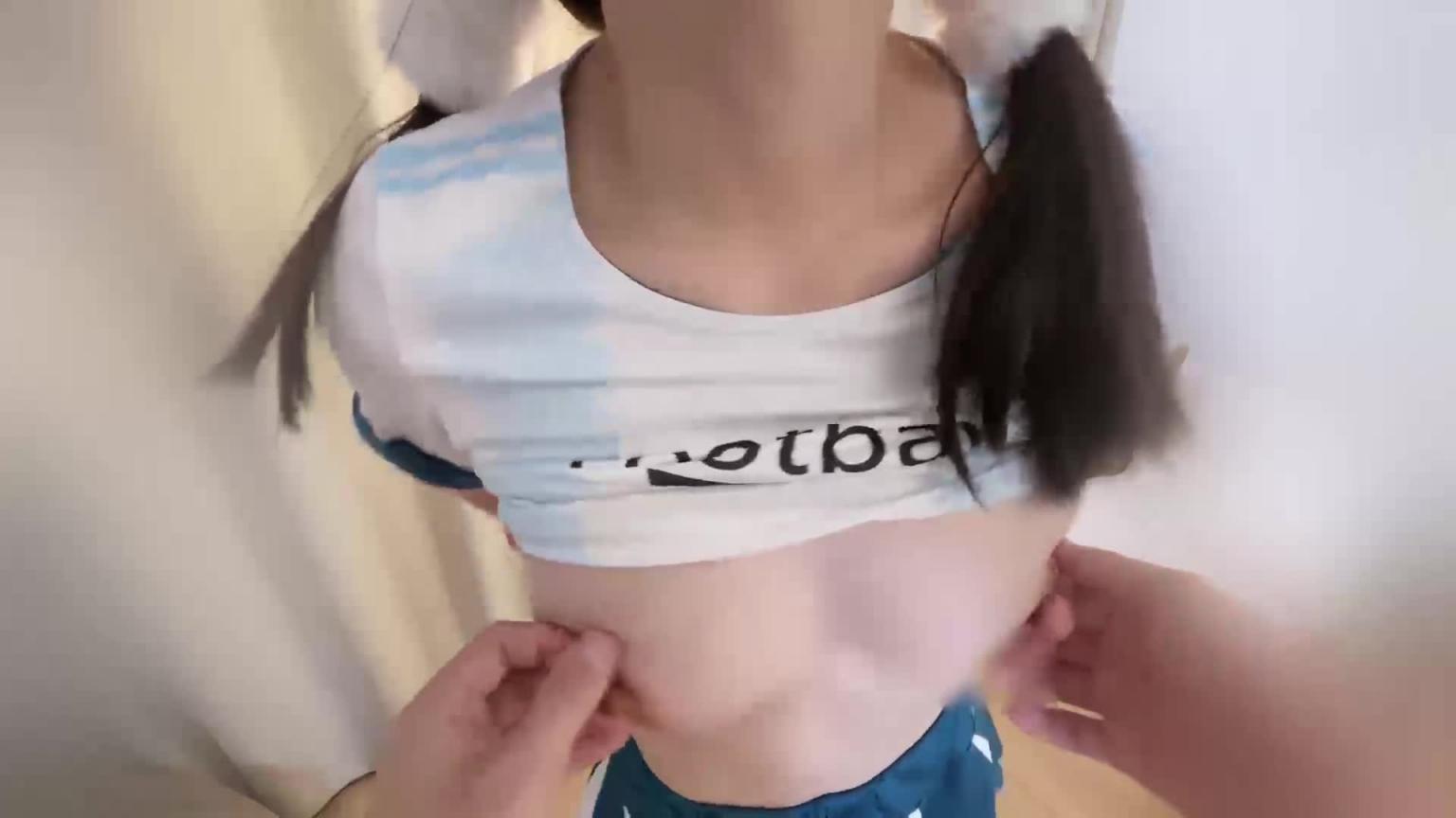 足球宝贝羞羞兔美腿和翘臀让人流连忘返 预览截图 1