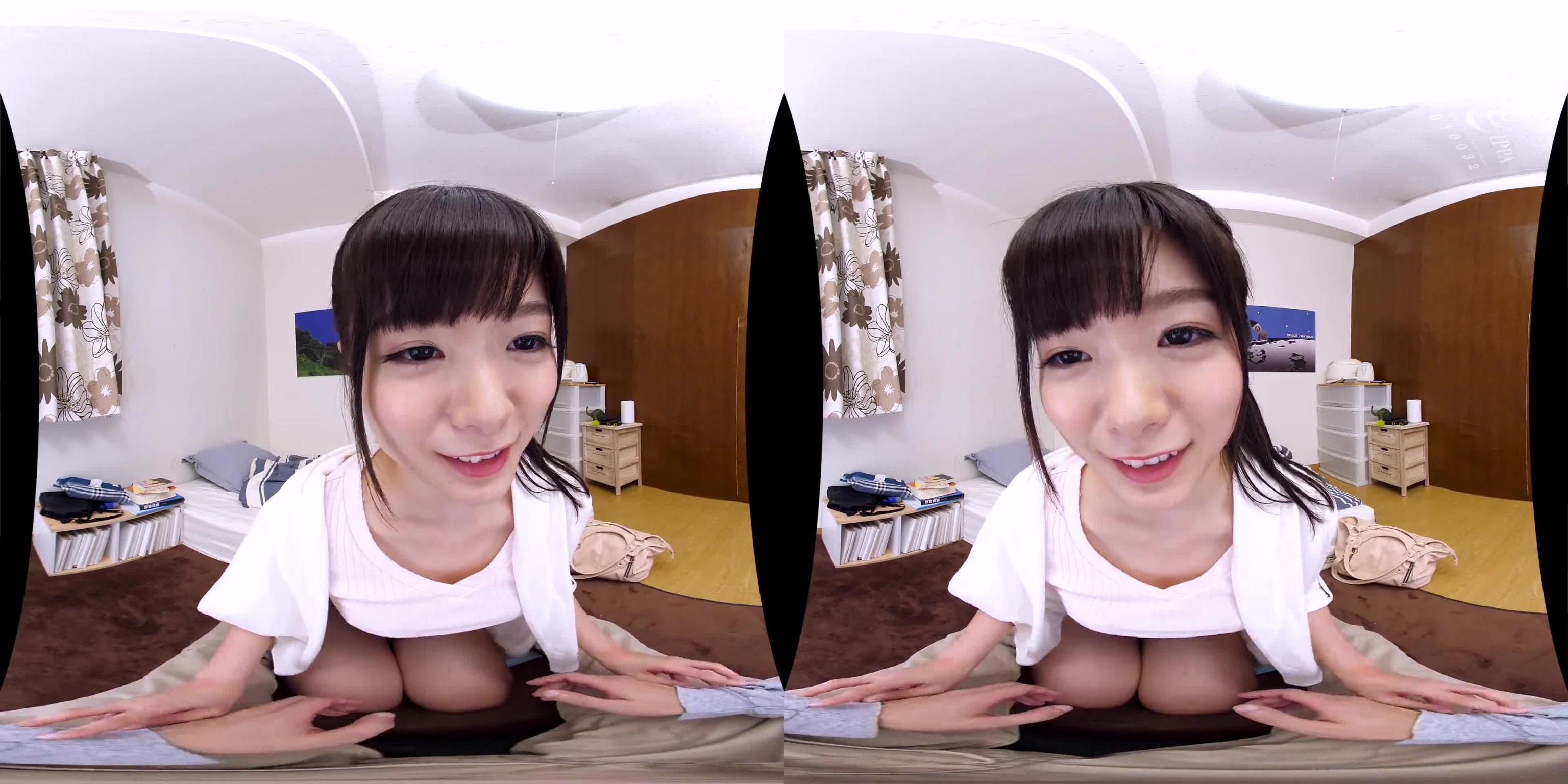 【3】VR 长篇 在满是女性的客满电车上顶到爽&看到爽！ 第三集 AVOPVR-127 预览截图 1