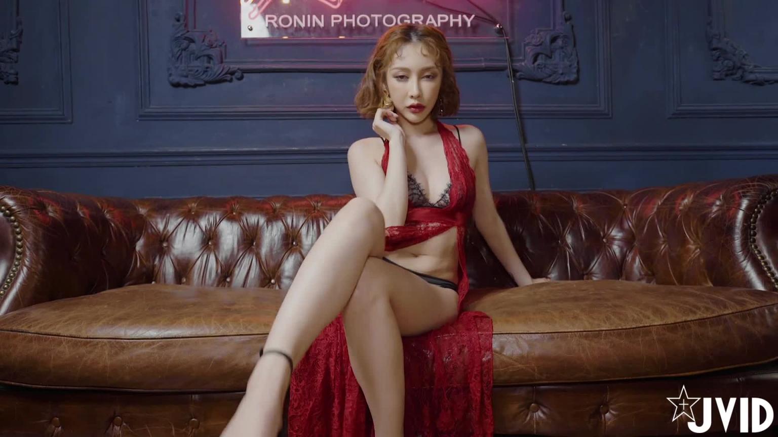 [Cassie 龚映璇]20190719冷艳女伶「Cassie 龚映璇」热情开撩白嫩美乳唿之欲出 预览截图 2