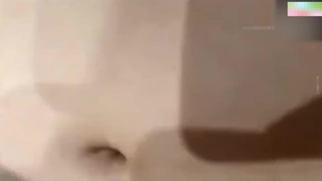 姐弟乱伦史上最强龙凤胎姐弟乱伦只要把姐姐操爽了一切水到渠成! 预览截图 6