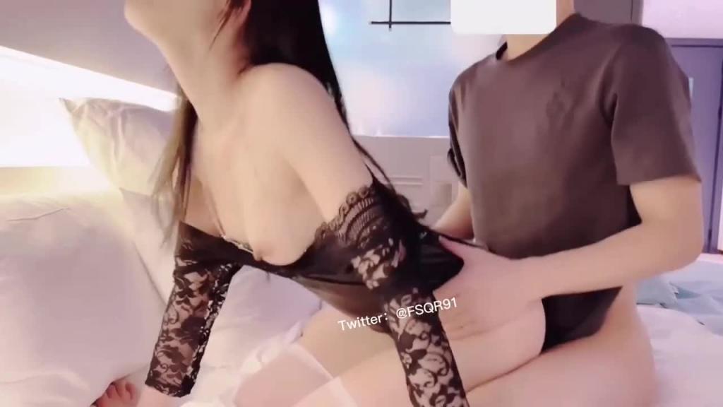 粉色情人-高跟皮裙性感美乳的中国美女 预览截图 7