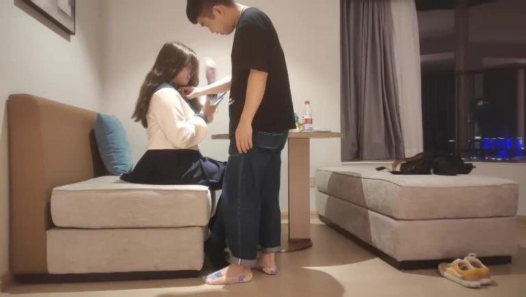 交不到男友的妹妹只能接受我的调教 预览截图 1