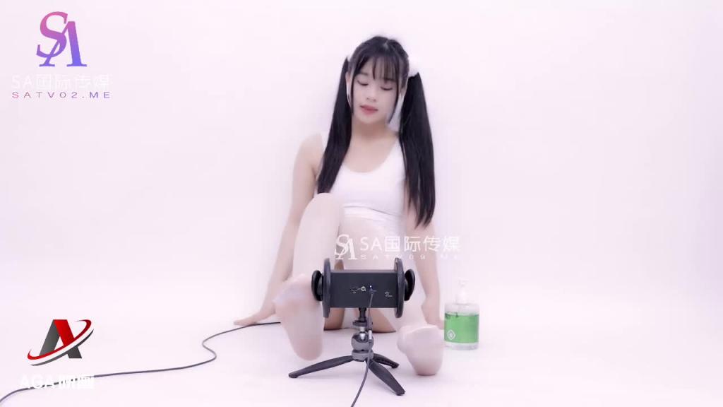 AT267-ASMR娇嫩白丝少女-足交摩擦舔耳 预览截图 2