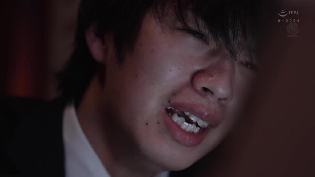 与曾经虐待我的同学美优在个人健身房重逢…。用媚药浸泡復仇的训练，让她恳求中出性爱。 逢泽美优 JUR-255 预览截图 12