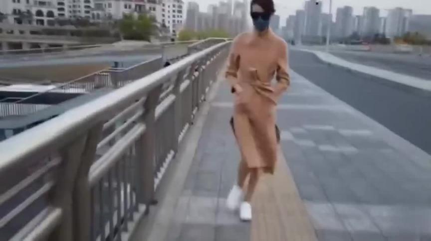【北京天使】户外全裸露出任务 预览截图 5