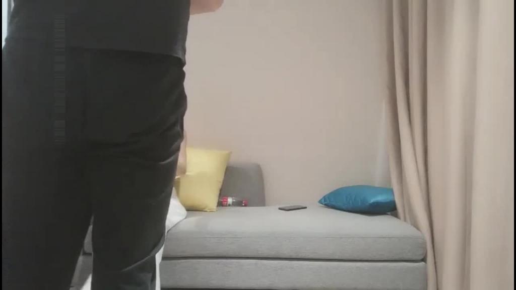 【探花寻欢】极品美模身材颜值双在线,小哥哥一顿狂操恋恋不舍 预览截图 2