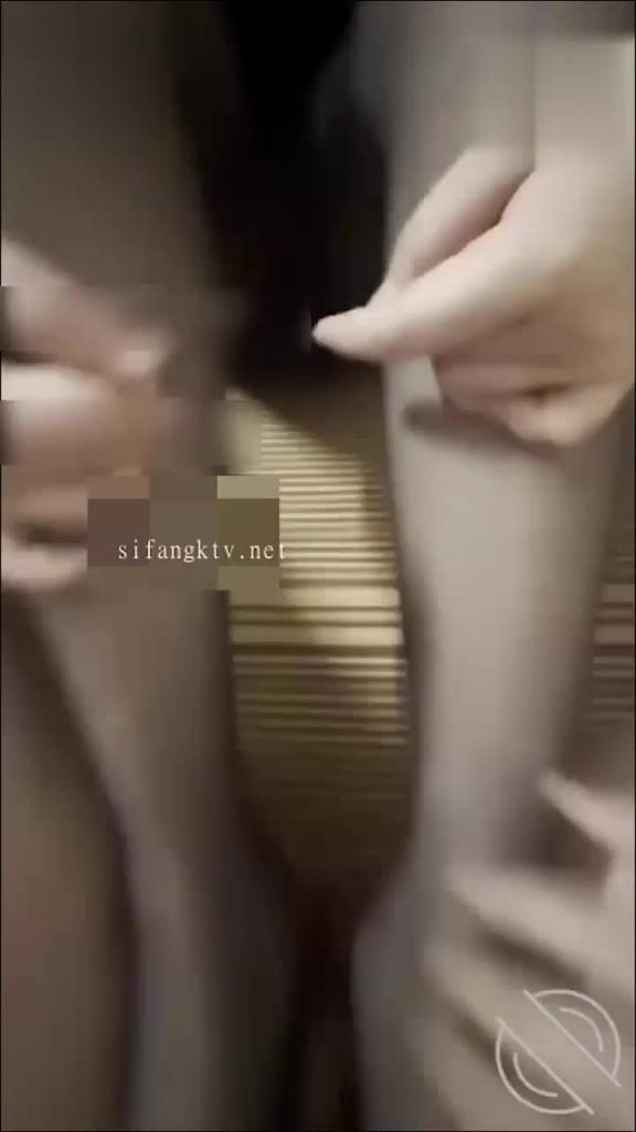 新鲜出炉姐弟乱伦和姐醉酒做爱后续3一夜干4次直唿B都肿了 预览截图 6