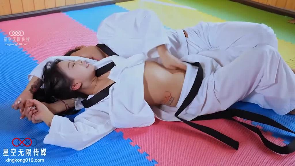 XK8159 柔道黑带女教练终究敌不过弟子的大鸡巴 预览截图 4