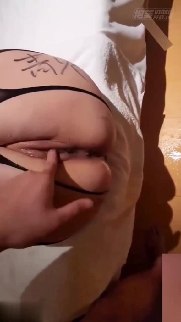 精挑细选调教数位萌妹小母狗精选合集,媚黑+露出+肛交+调教 预览截图 4
