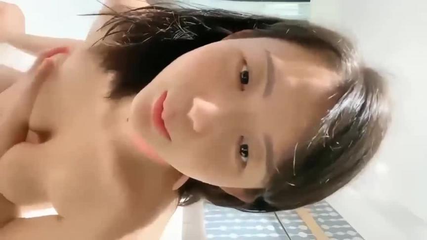 【JK白虎学妹】在酒店被操多次高潮，巨乳白虎发育良好 预览截图 5