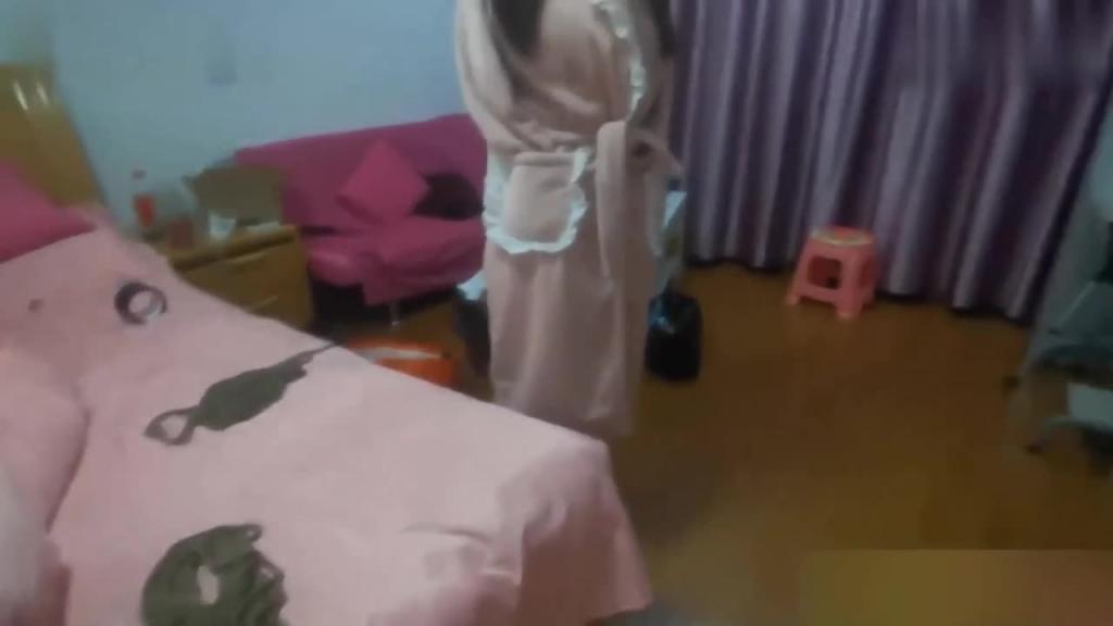 刺激对白卖片两口子,大胆调教真实自拍 预览截图 5