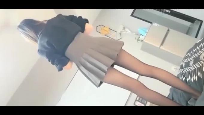 JK少女丝足诱惑,超长美腿足交享受 预览截图 2