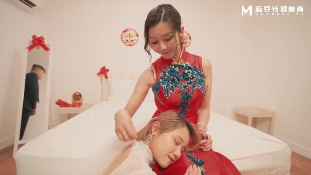 MD-0259 无套内射强上新婚母女 预览截图 2