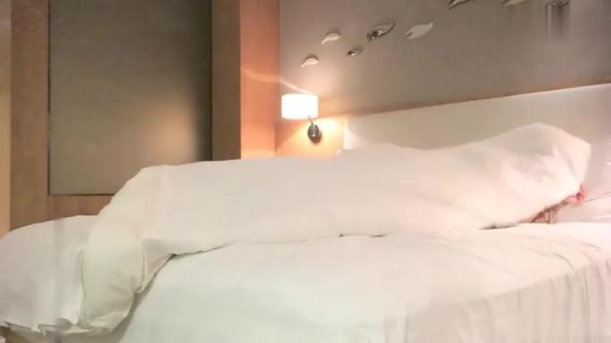 模特身段 极致性感 纯天然Q弹巨乳 女仆来袭 预览截图 2