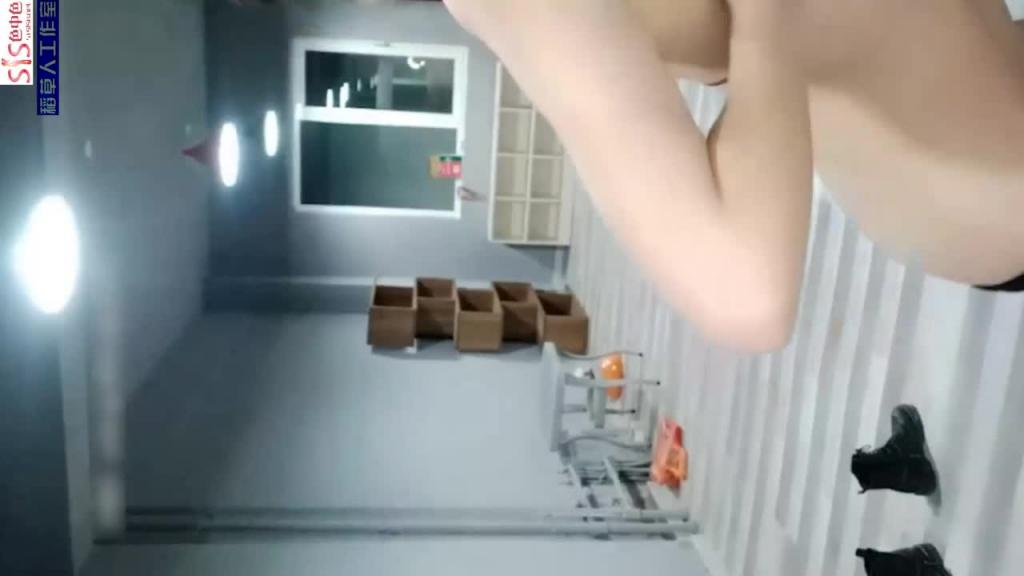 极品舞蹈女神全裸热舞 预览截图 6