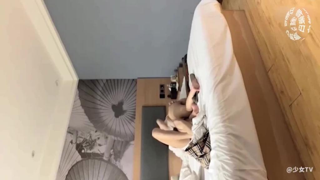 【PUA白嫖】勾搭大长腿网红模特带去酒店想要强上结果妹子生气了 预览截图 8