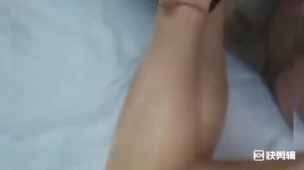 【姐弟乱伦】爆操D奶姐姐高潮喷水白浆喷涌 预览截图 5