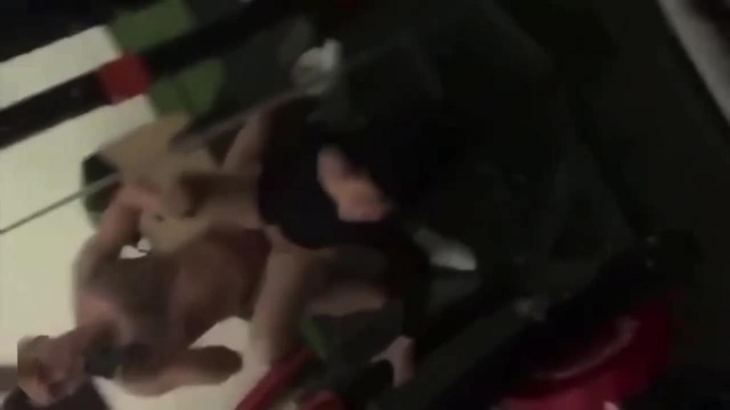 【健身女教练】健身女教练为办卡献身和学员 预览截图 9